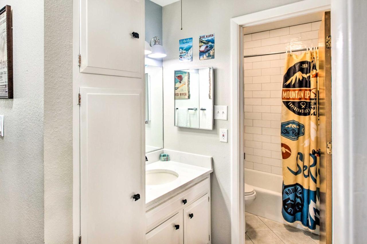 Main St Red River Ski Condo With Mountain View! Extérieur photo